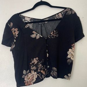 Kendall & Kylie floral blouse